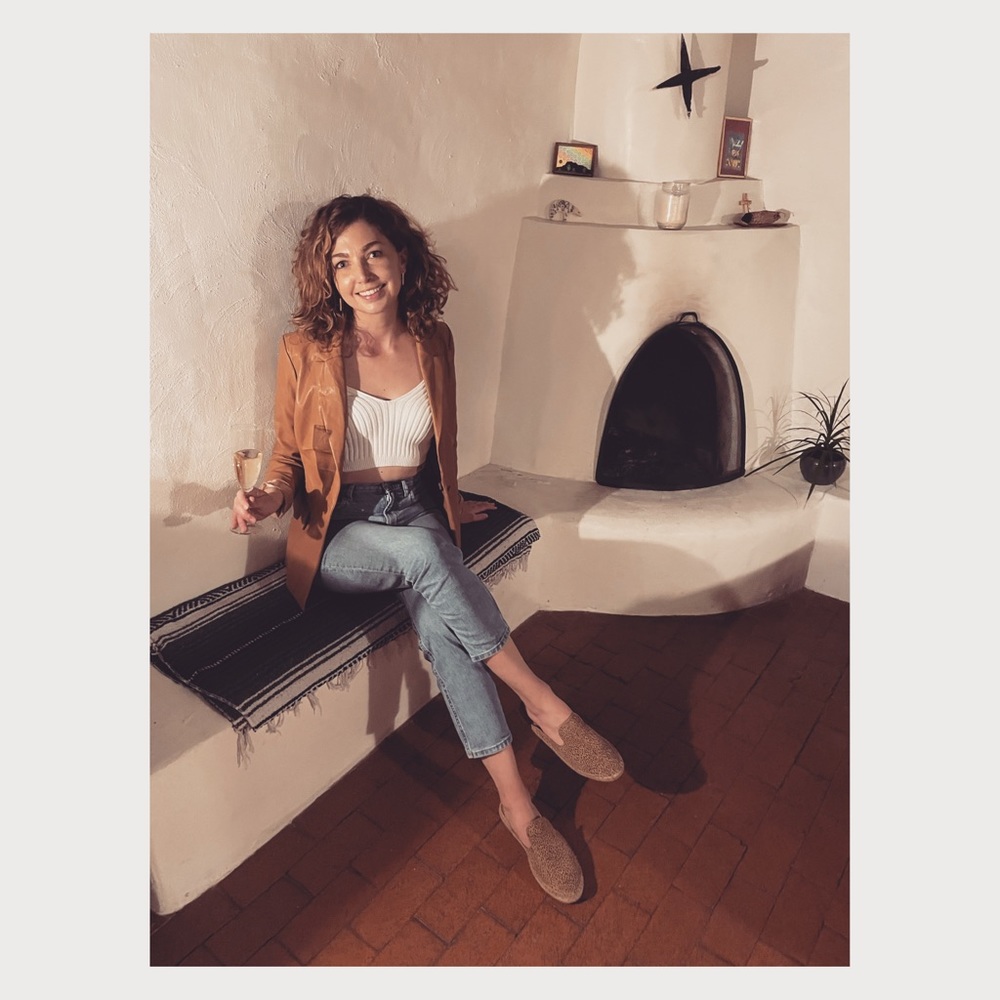 Meet your Posher, Isabel